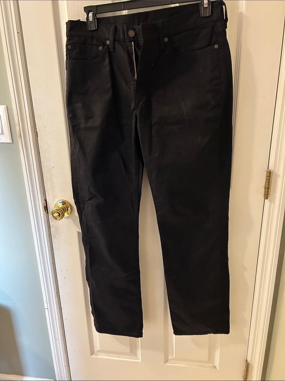 Levi's Black Men's Straight-Leg Pants